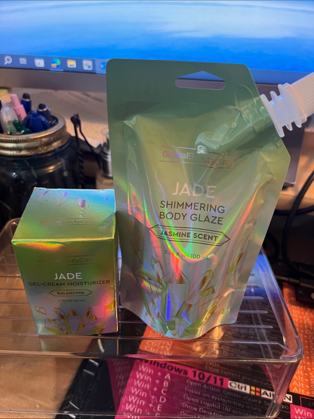 Jade Shimmering Body Glaze & Gel-Cream Moisturizer — Jasmine Scent (Green)